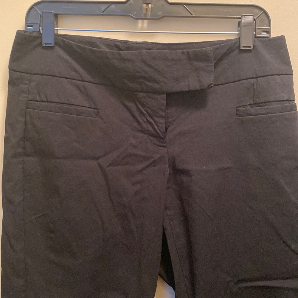 Limited Exact Stretch capri pant.